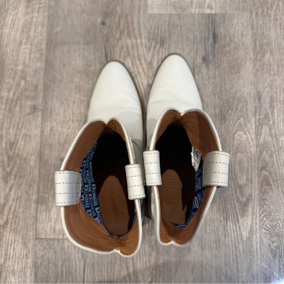 Dingo White Seguaro Leather Ankle Boots size 9.5 - Picture 6 of 8